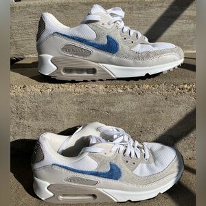 Nike Air Max 90 White and Gray and Blue Sneaker